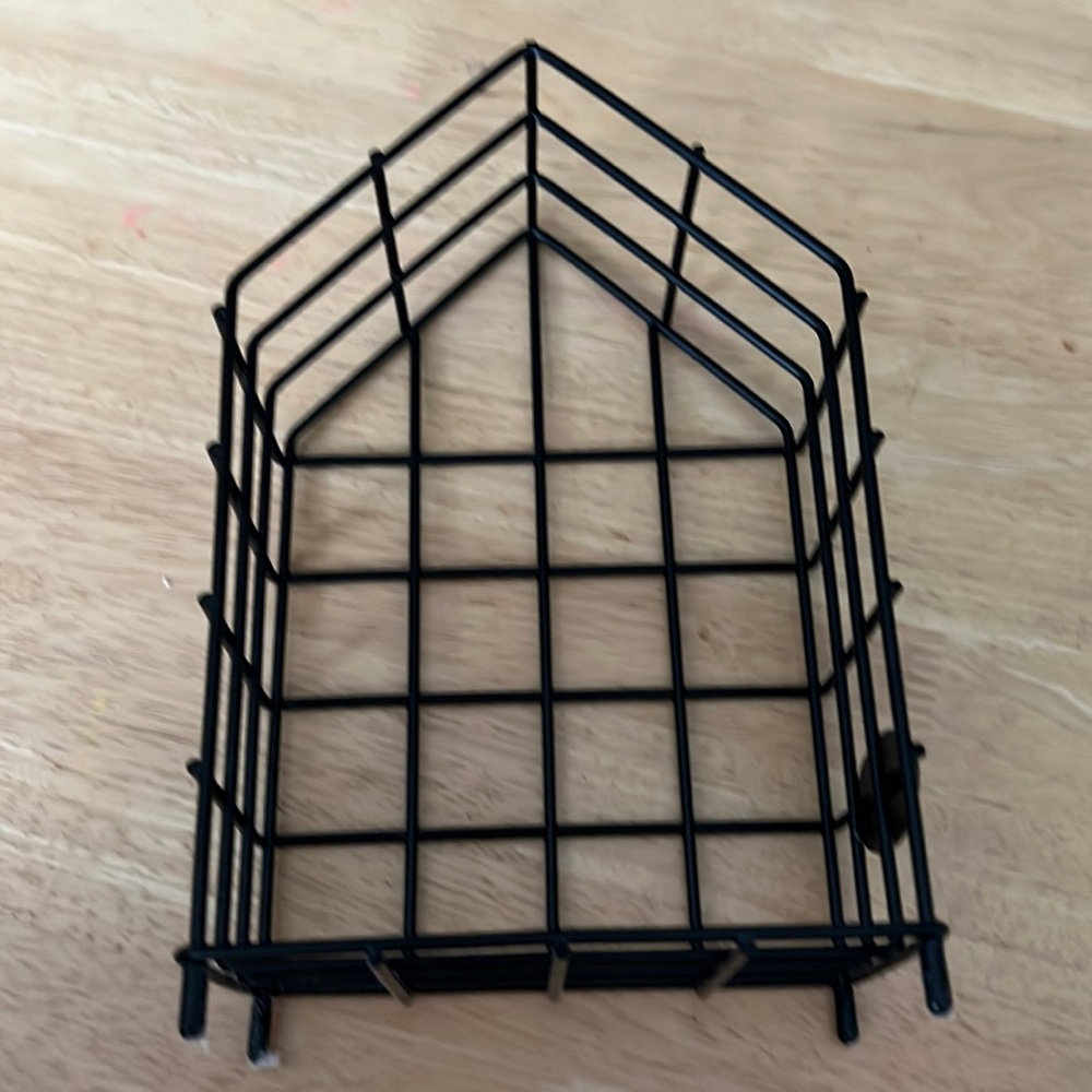 Norwex counter cloth holder